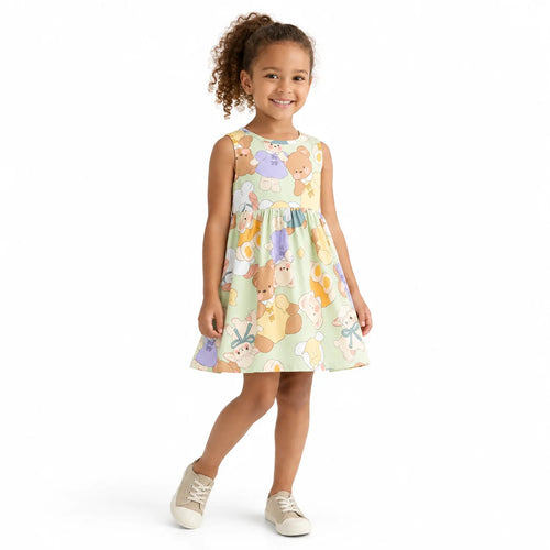 vestido-infantil-isis-usinhos-frente-crianca-sorrindo
