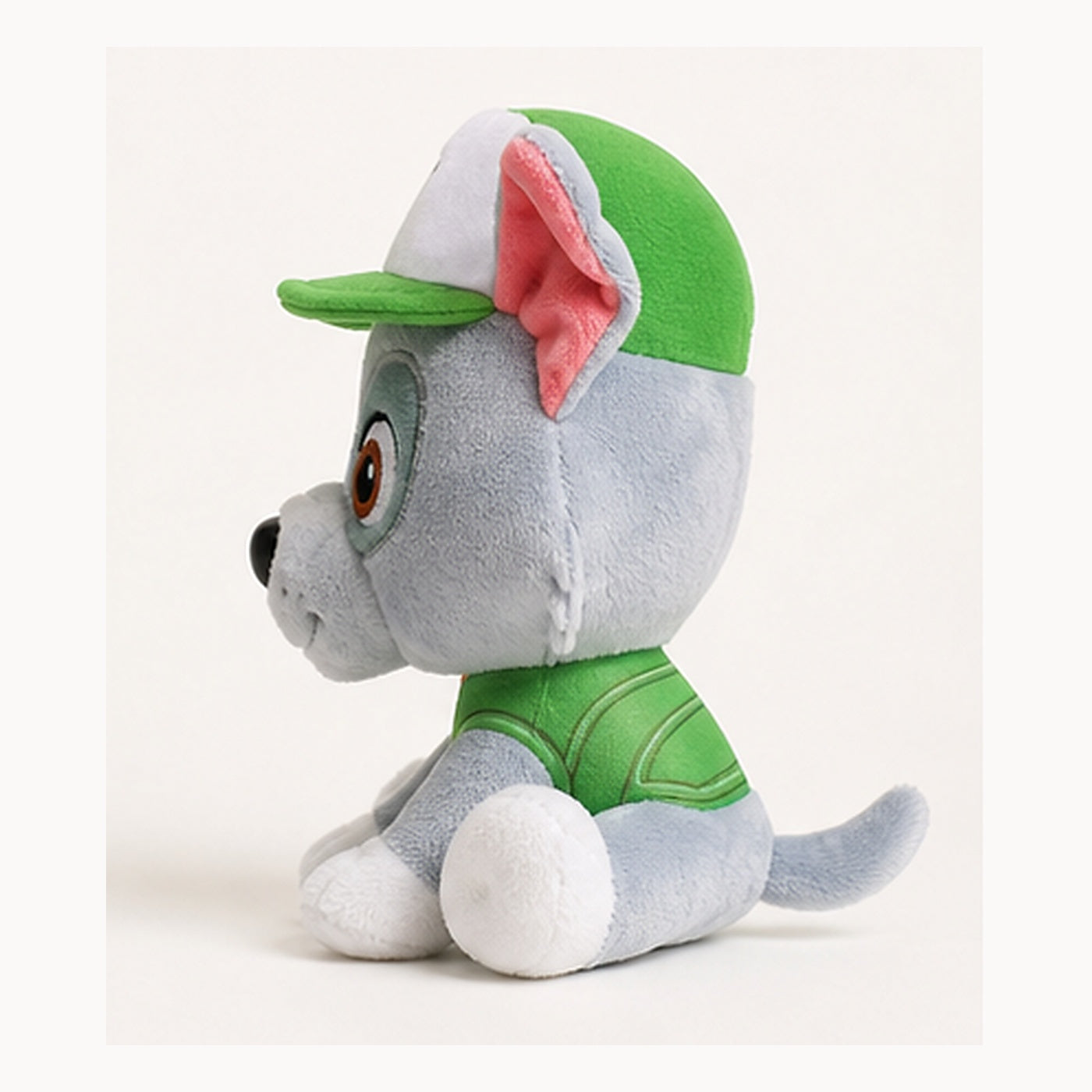 Pelucia-Patrulha-Canina-Rocky-6-polegadas-visao-lateral-Vitrine-Plaza