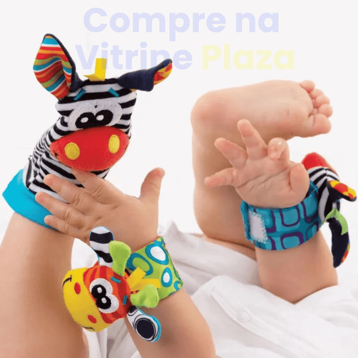 Meia-e-pulseira-de-bebe-com-chacoalho-06