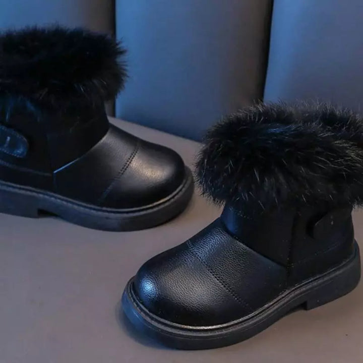 Bota-infantil-feminino-de-couro-preta-Hello-cano-alto-Vitrine-Plaza