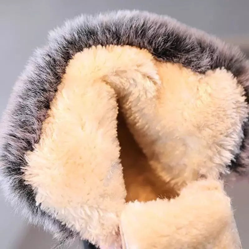 Botinha-infantil-feminina-preta-revestida-para-o-inverno-com-pelucia-Vitrine-Plaza