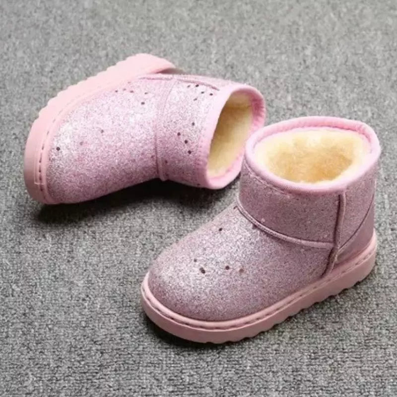 Botinha-infantil-feminina-rosa-com-glitter-revestida-para-o-inverno-de-couro-Carol-Vitrine-Plaza