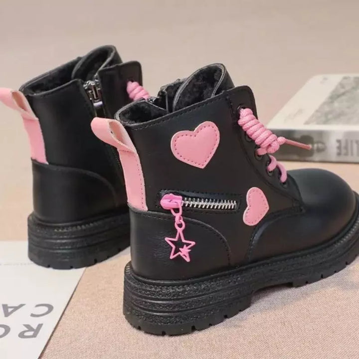 Bota-Coturno-infantil-feminina-preta-lary-de-couro-Vitrine-Plaza