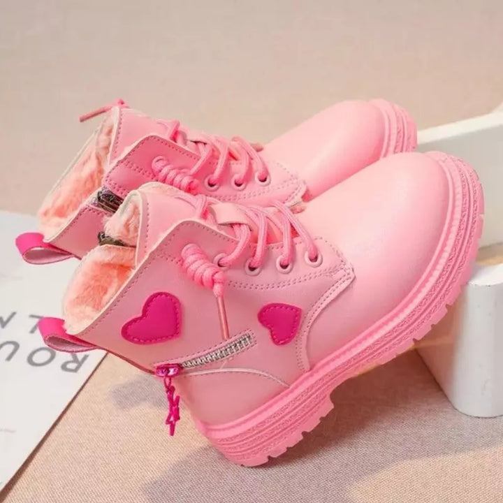 Coturno-infantil-feminino-de-couro-rosa-lary-para-meninas-revestido-de-pelucia-ideal-para-o-inverno-Vitrine-Plaza