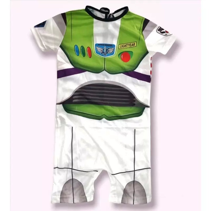 Fantasia-buzz-lightyear-frente-vitrine-plaza