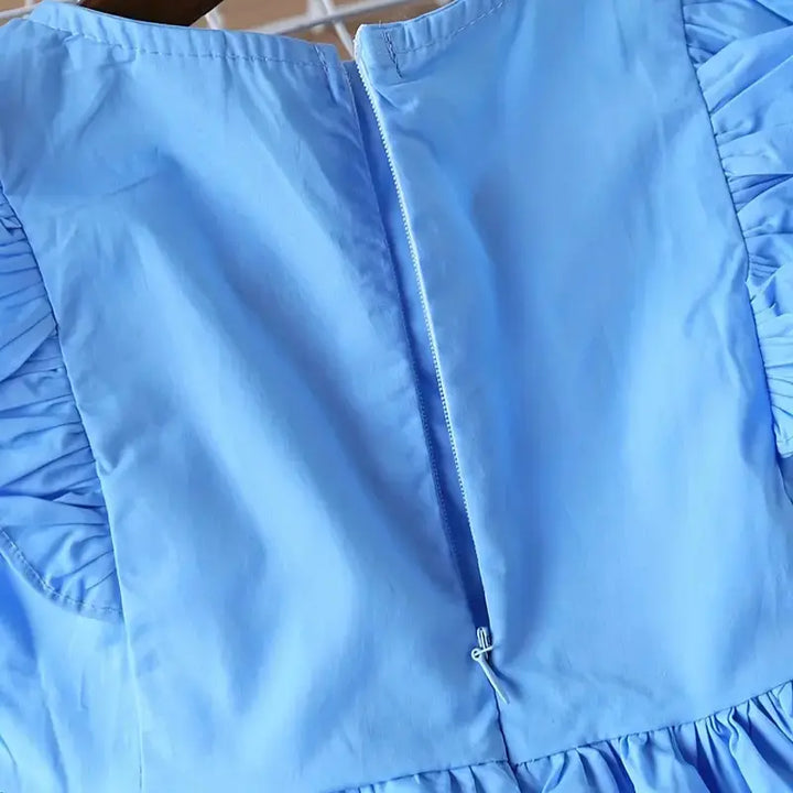 Vestido-Infantil-Azul-de-Verão-de-Regatinha-Bordada-Esther-Vitrine-Plaza-04